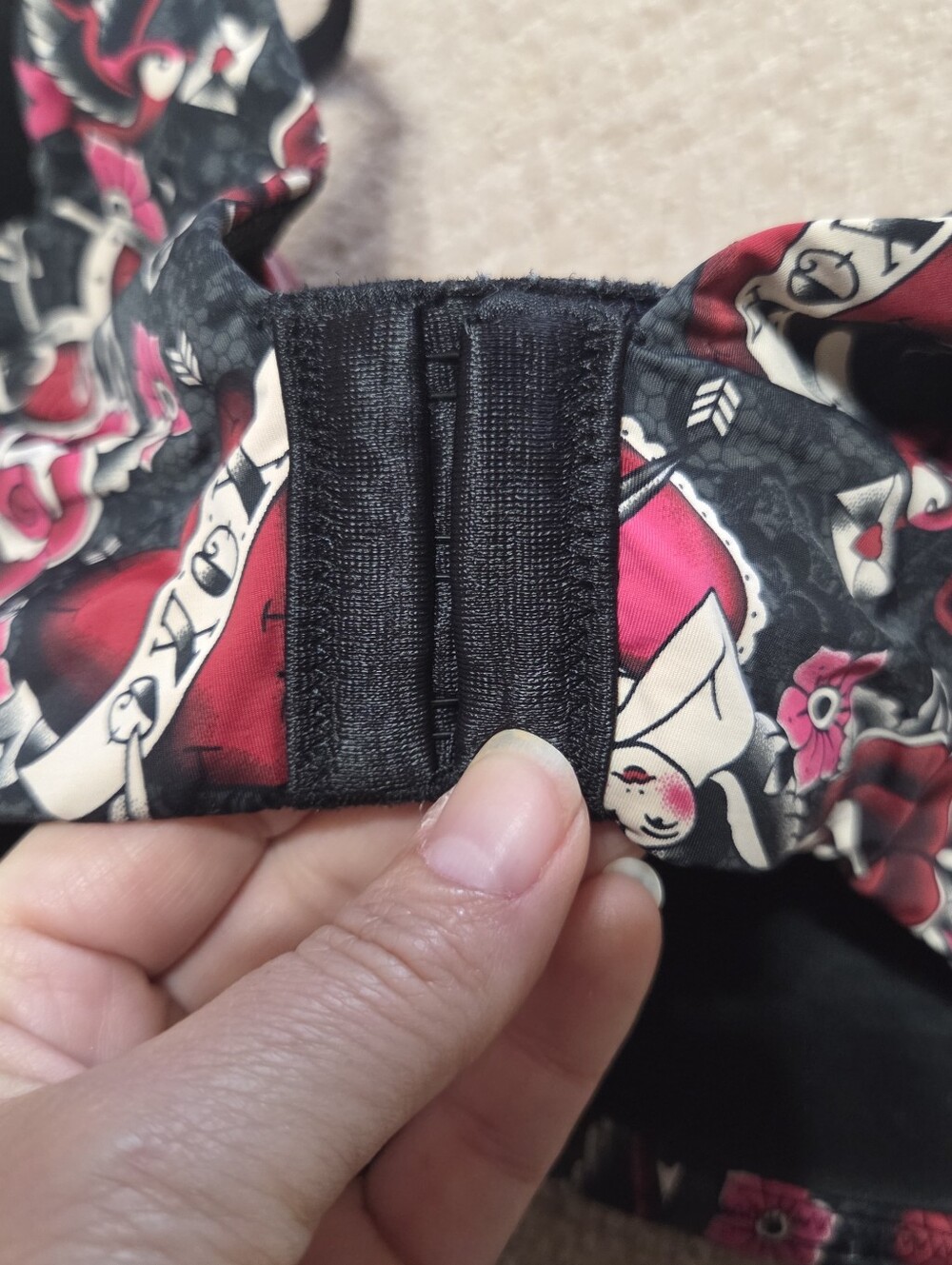 Torrid Curve Xoxo Graphic Wireless Bra Womens Size 38DDD Comfort Sexy Intimate - Picture 3 of 8